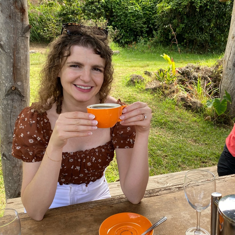 Meet your Posher, Alexandra